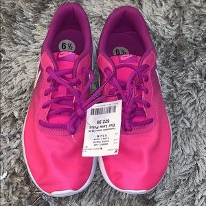 Multicolor size 6 1/2 women’s Nike tennis shoes